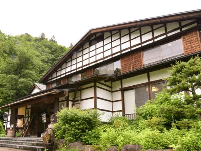 Kaikake Onsen Ryokan Yuzawa  Exterior photo