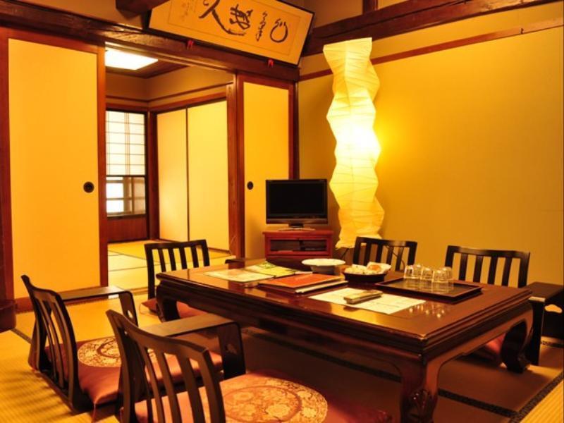 Kaikake Onsen Ryokan Yuzawa  Exterior photo